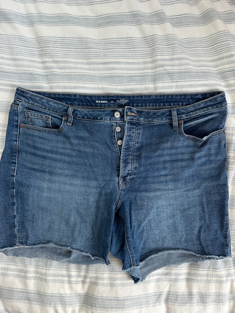 Old Navy Medium Blue Button-Fly Denim Cutoff Shorts